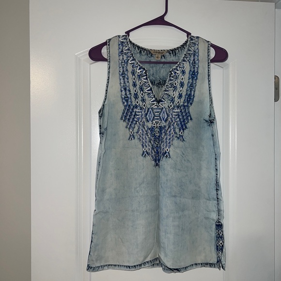 Lucky Brand Tank - Picture 1 of 4